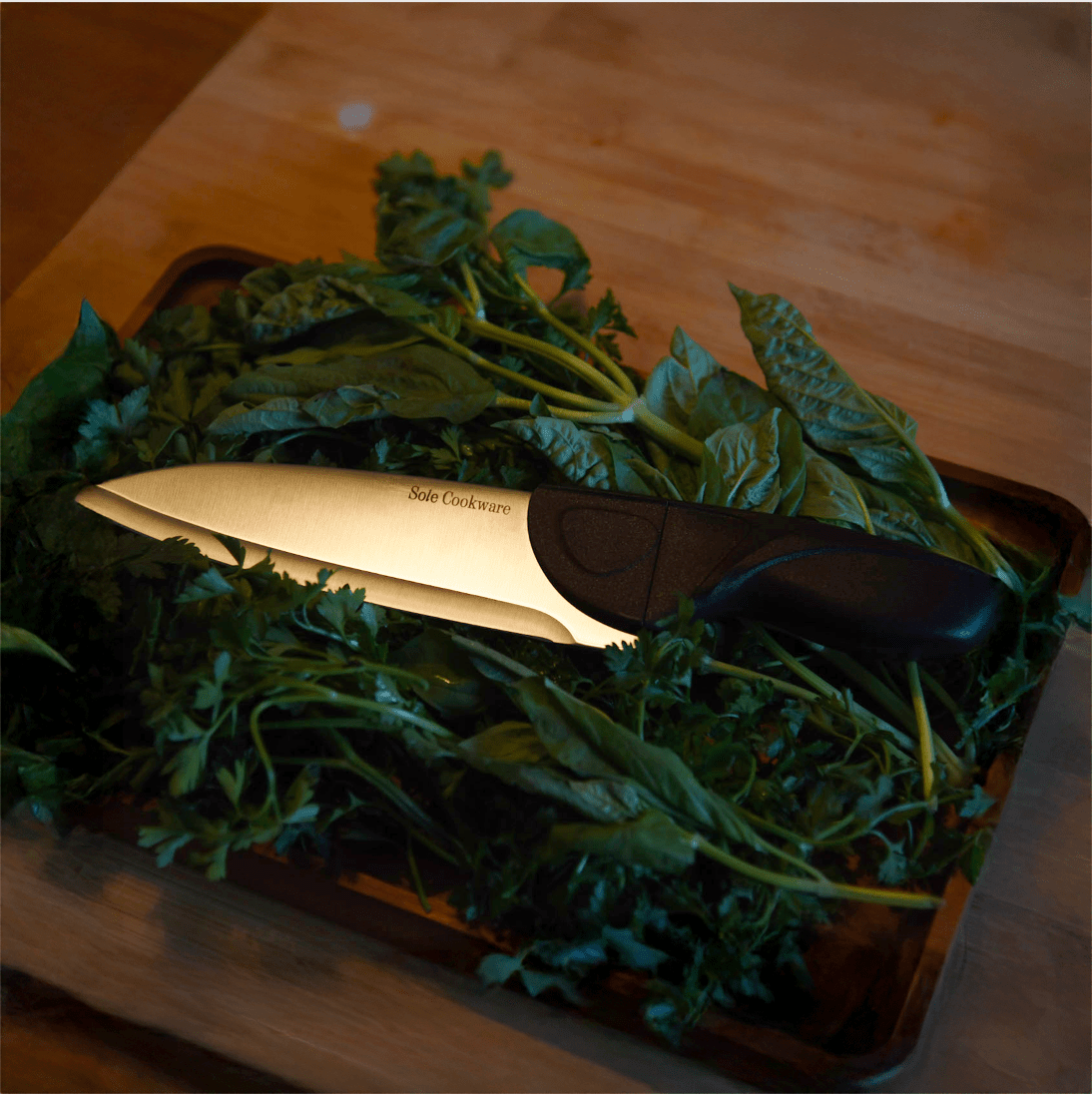The Cardinal Knife - Caviar - Sole Cookware